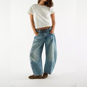 Free People good luck mid rise barrel jean size 26